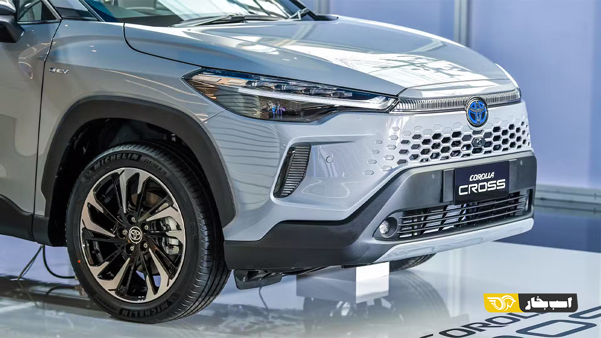 تویوتا کرولا کراس فیس لیفت هیبرید