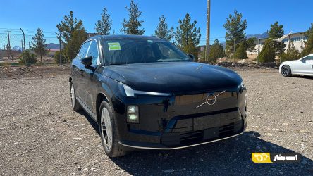 تمامی XC70های سامانه اتونوین دو دیفرانسیل هستند؛ تخلیه محموله ولوو AWD در گمرک