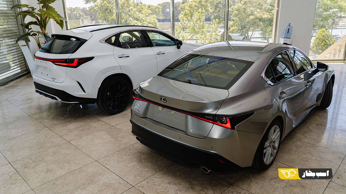 لکسوس IS300 LEXUS