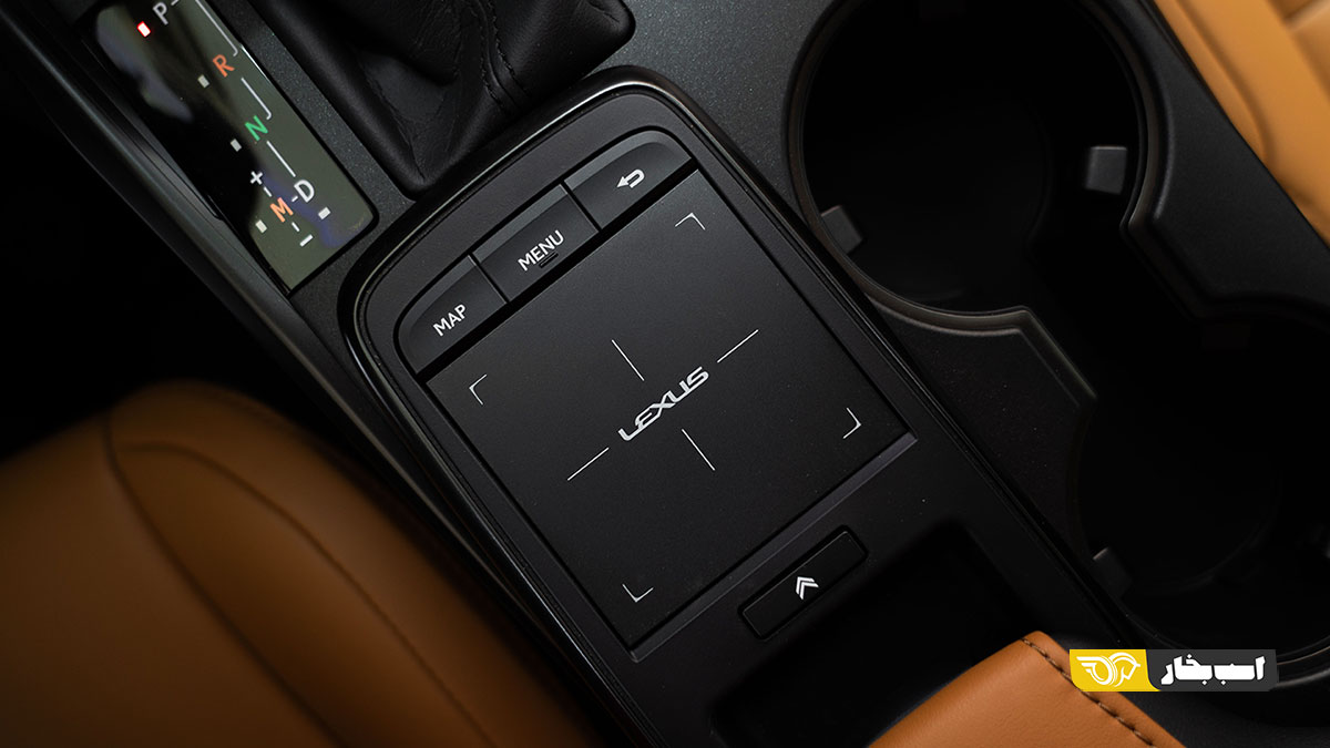 لکسوس IS300 LEXUS