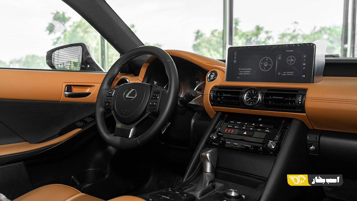 لکسوس IS300 LEXUS