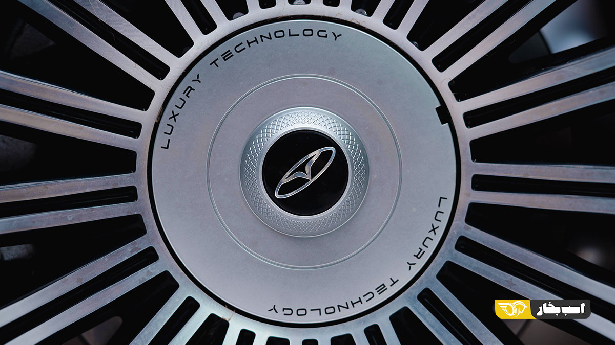 فونیکس F9