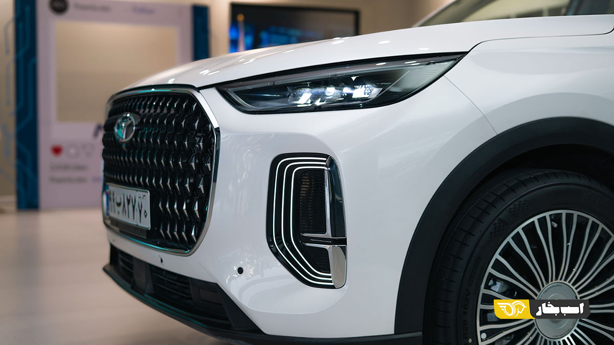 فونیکس F9