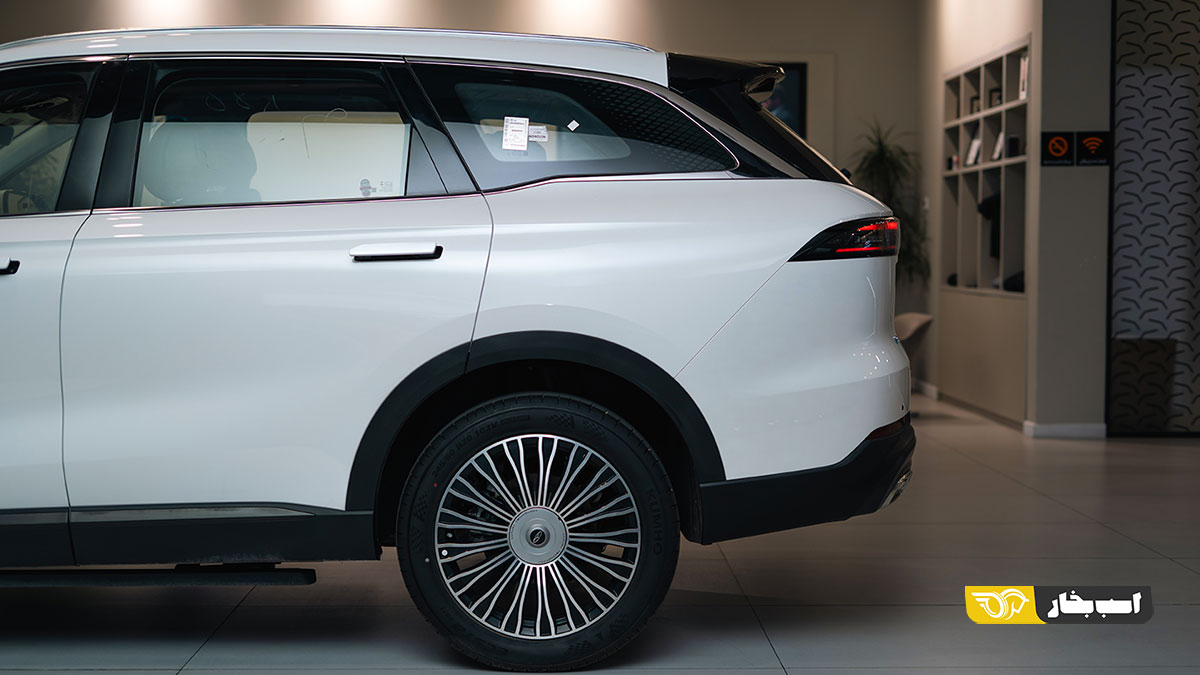 فونیکس F9