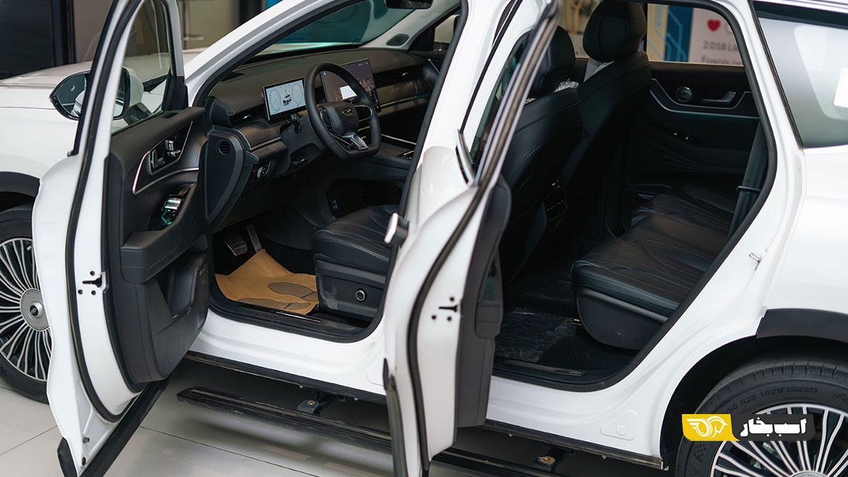 فونیکس F9