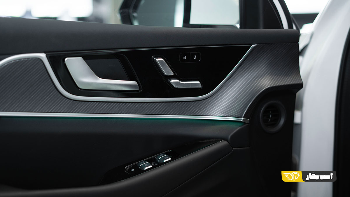 فونیکس F9