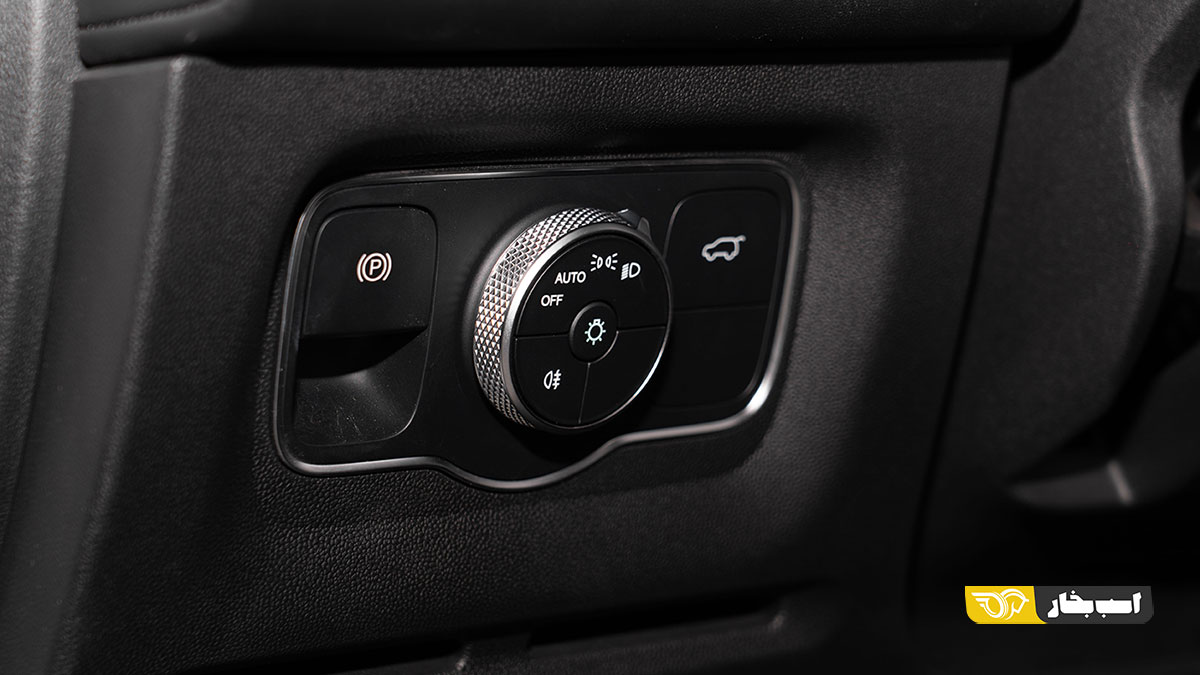 فونیکس F9