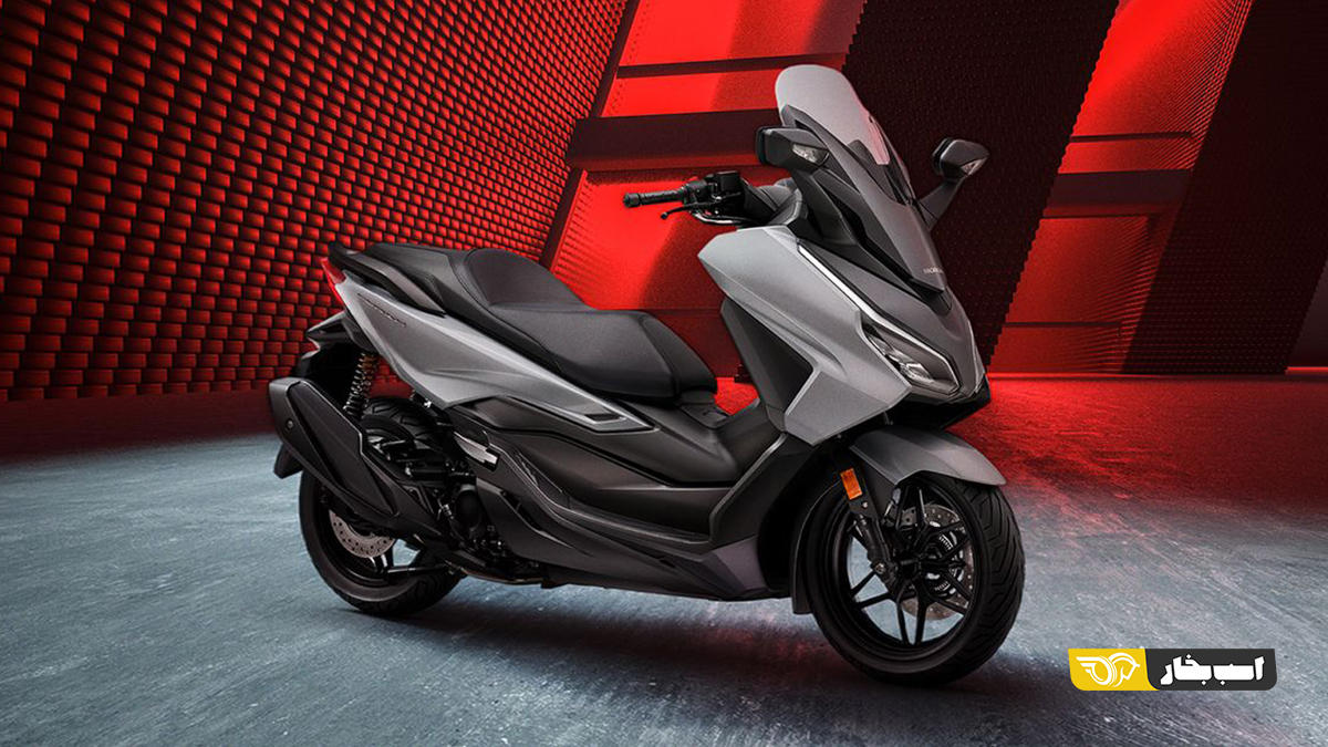 یاماها XMAX 250 و هوندا فورزا 250