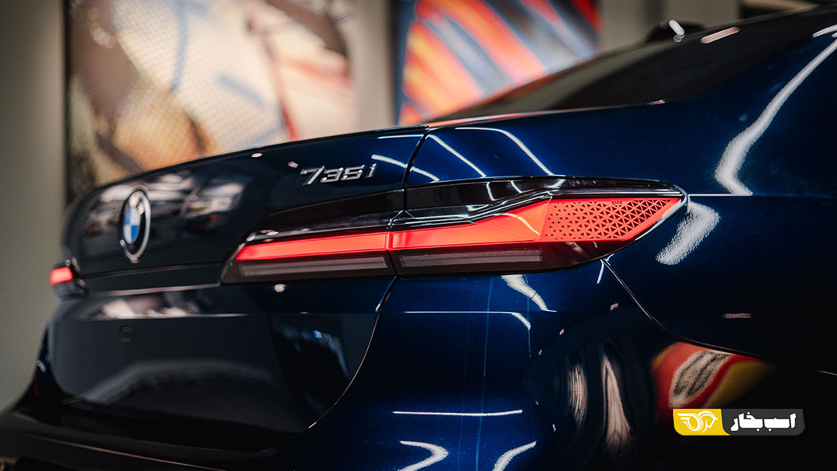 ب ام و 735i
