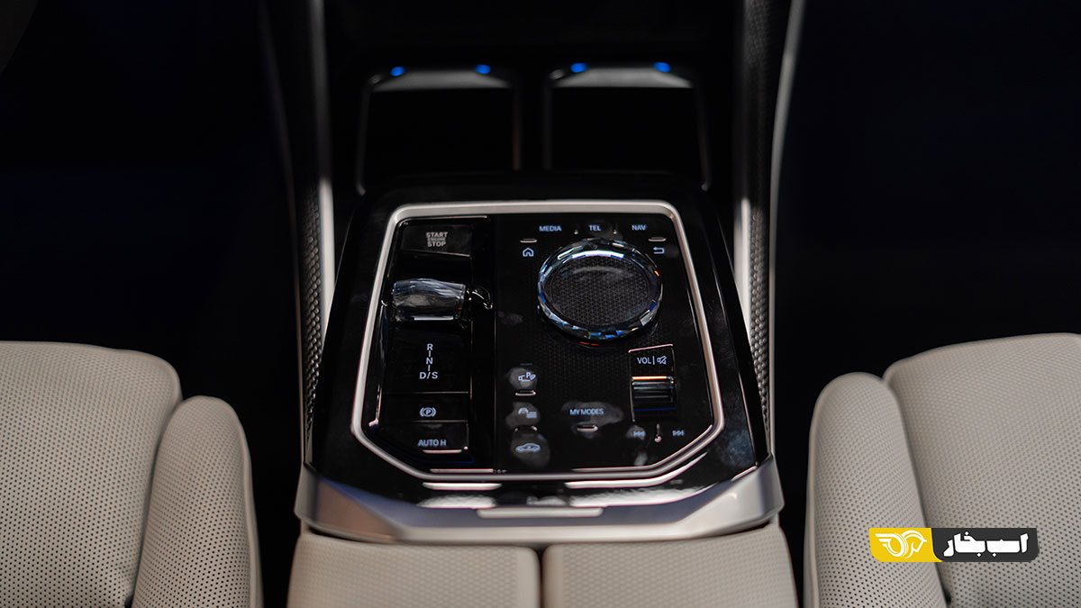ب ام و 735i