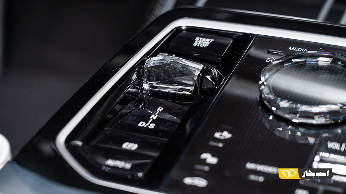 ب ام و 735i