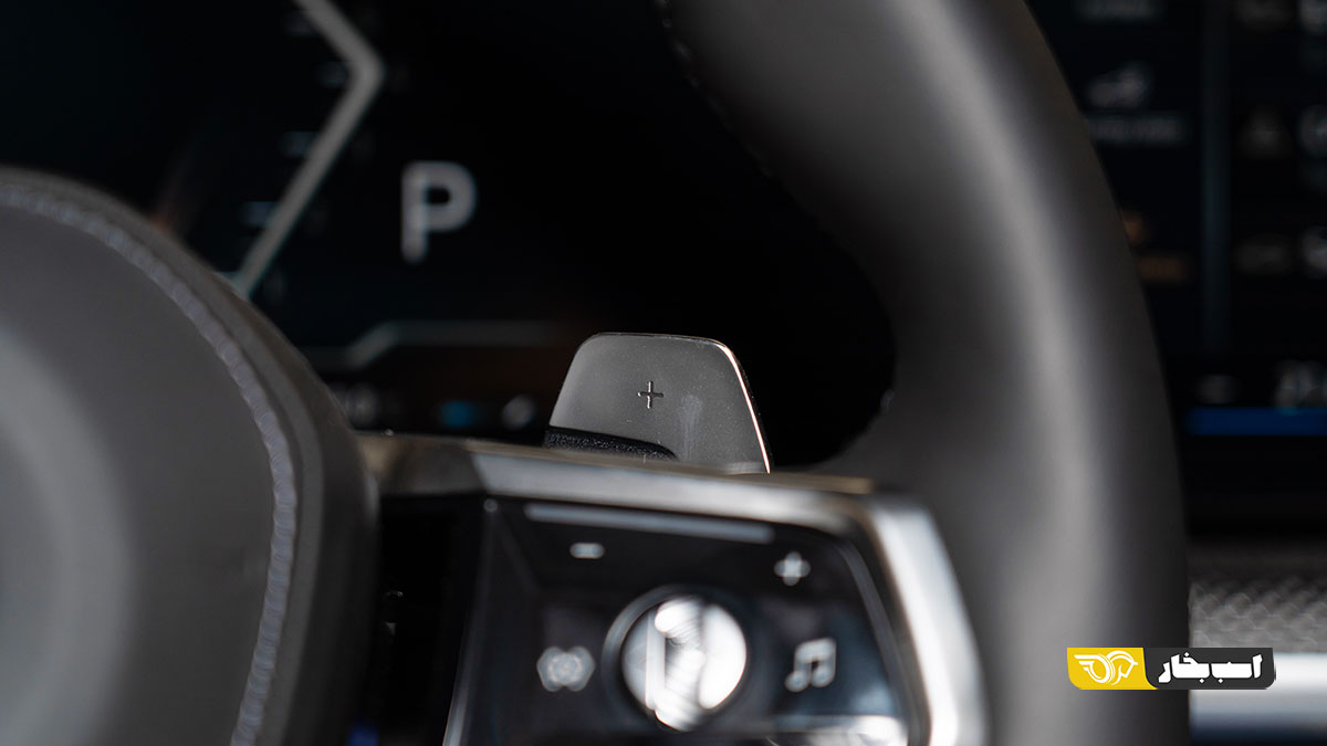 ب ام و 735i