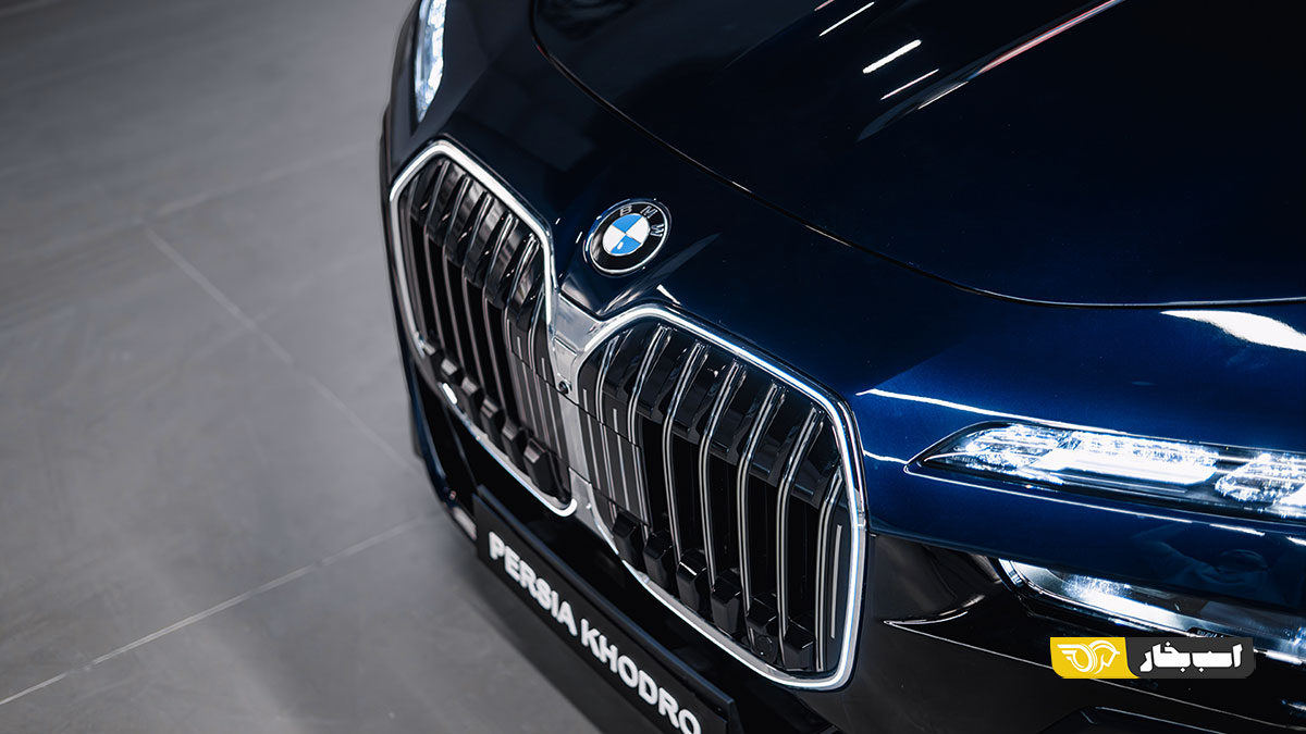 ب ام و 735i