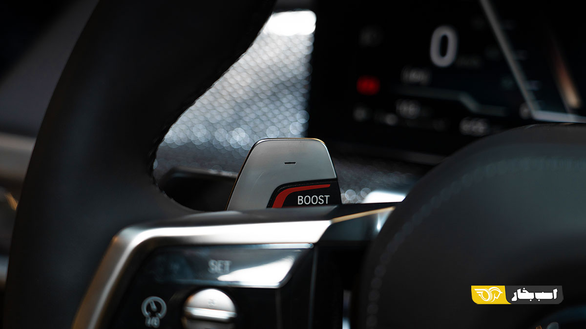 ب ام و 735i