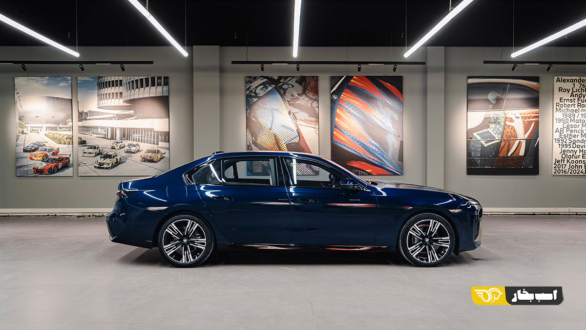 ب ام و 735i