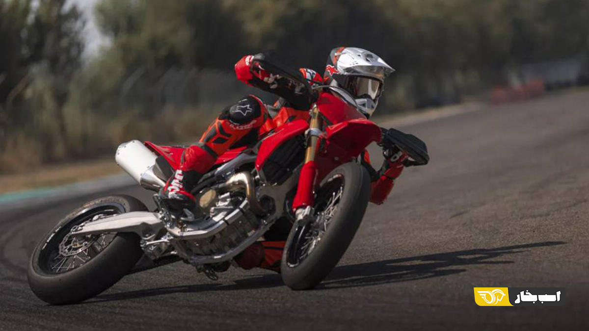 دوکاتی Desmo450 SM مدل ۲۰۲۷