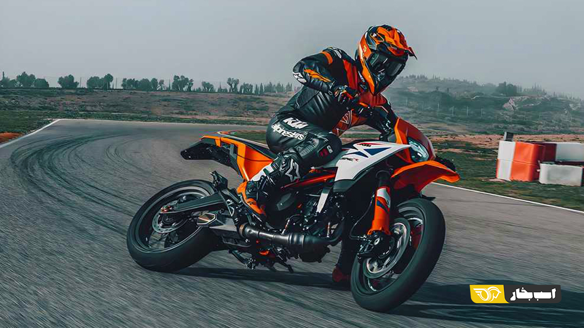 کی‌تی‌ام 390 SMC R