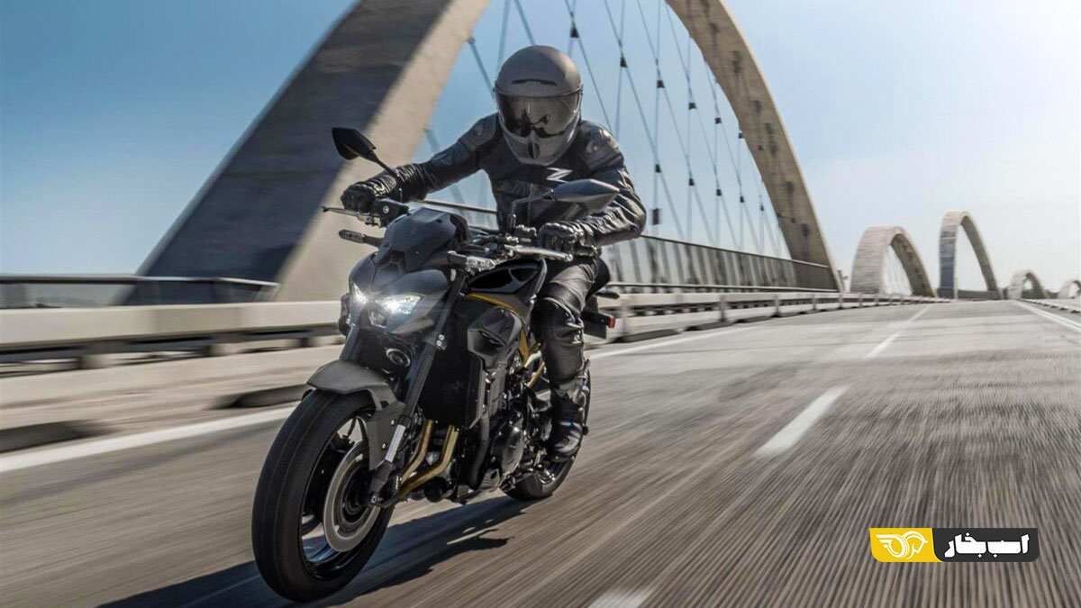 هوندا CB1000 هورنت SP و کاوازاکی Z900