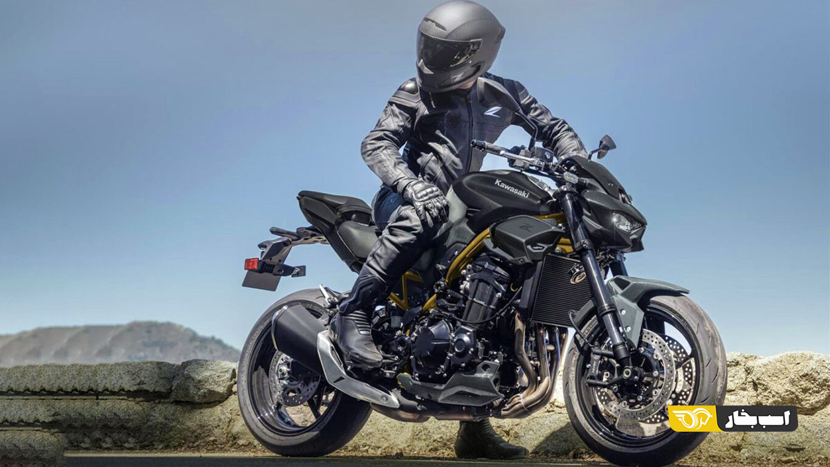هوندا CB1000 هورنت SP و کاوازاکی Z900