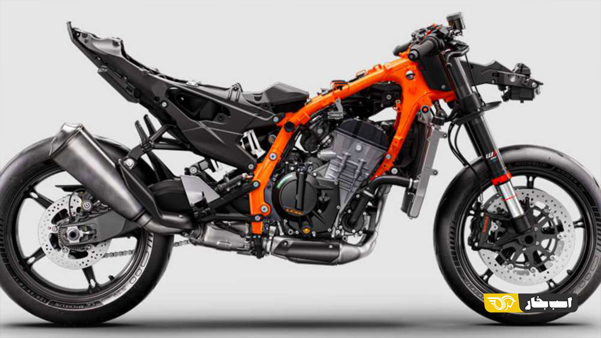 کی‌تی‌ام 990 RC R