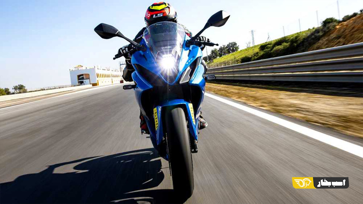 سوزوکی GSX-8R